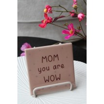 Tegel - MOM you Are WOW -  Zonder standaard - Kleur Tegel Goud