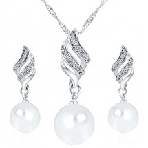 AK 0249 - Parel setje - Crystals
