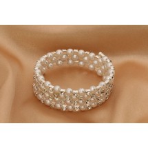 AC 0330 Pearl Bracelet/Crystals